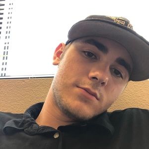 Meet your Posher, Austin